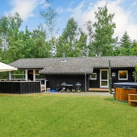 6 Bedroom Amazing In Nykobing Sj Nykobing Sjaelland